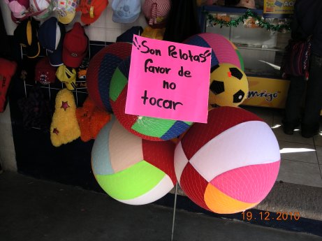 SON PELOTAS MALA MERCADOTECNIA
